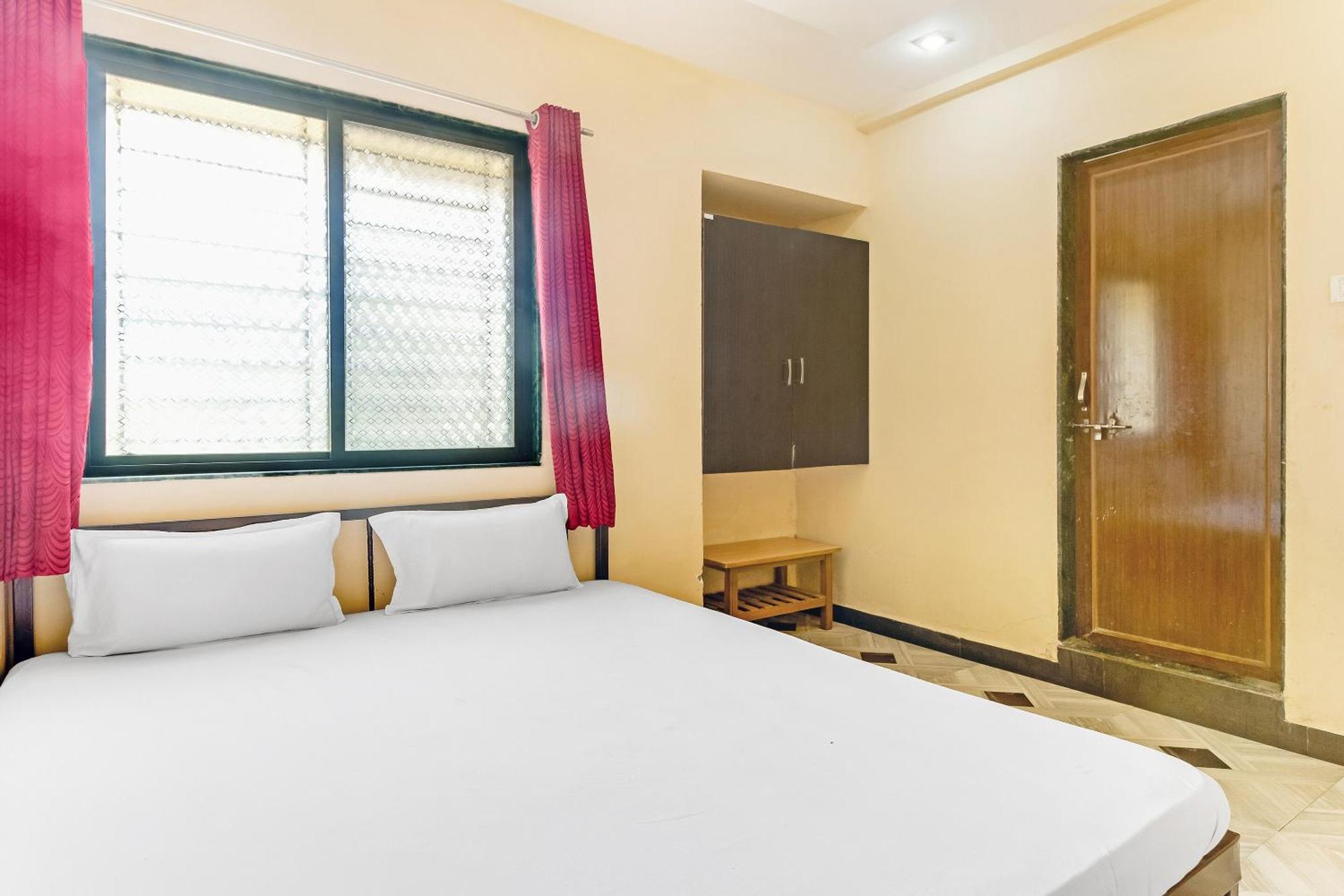 Spot On Harihar Lodging And Yatri Niwas Hotel Kolhapur Exterior foto