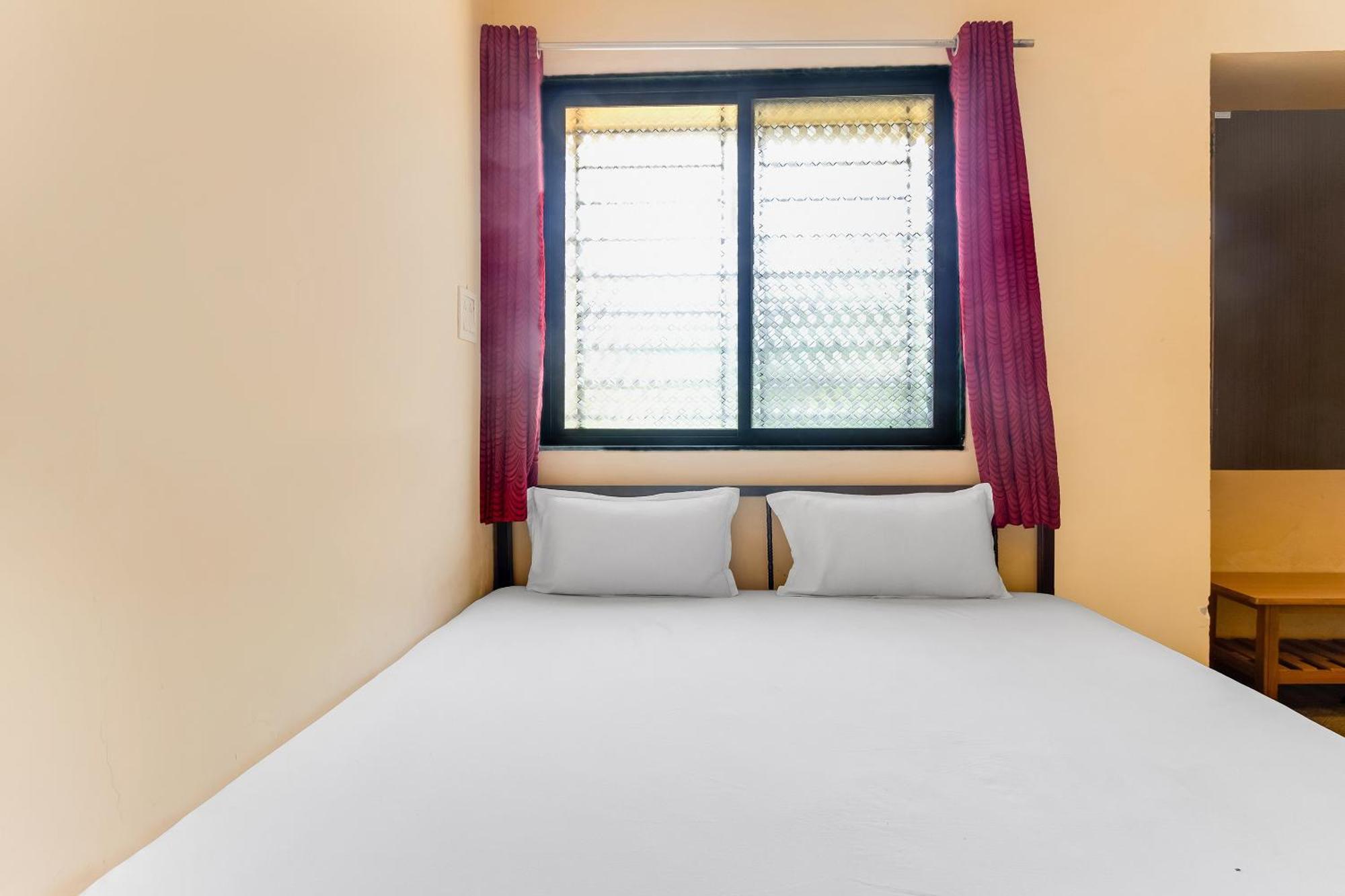 Spot On Harihar Lodging And Yatri Niwas Hotel Kolhapur Exterior foto